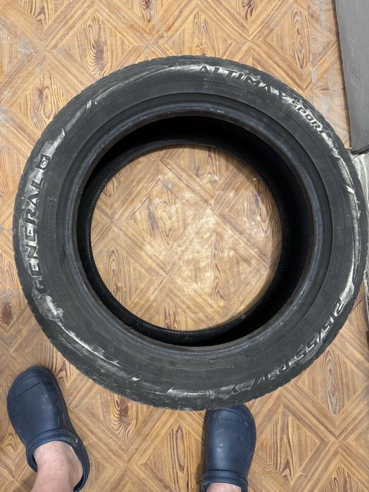 Лятна гуми 1 бр 215/55/17. GENERAL 20 лвима една лепенка.