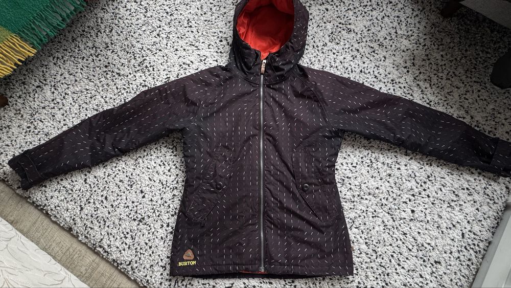 Дамско сноуборд яке Burton размер М