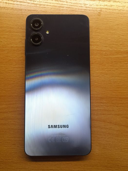 Samsung A06 имеется гарантия