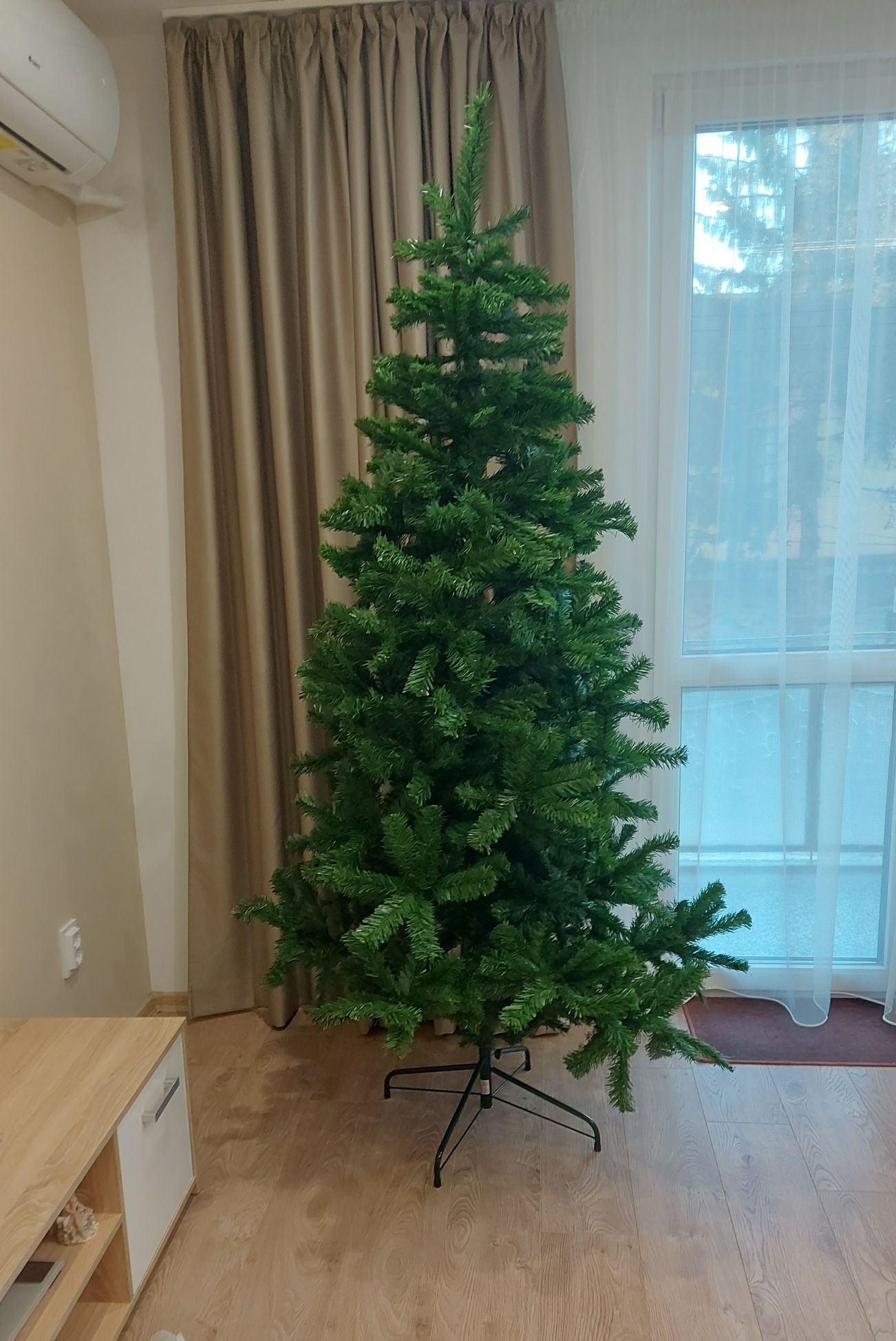 Изкуствена елха 210см