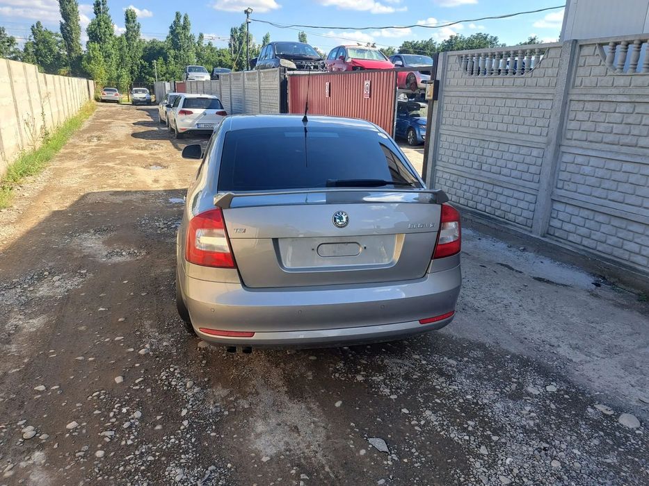 Usa spate dreapta/Usa spate stanga/haion spate Skoda Octavia 2 facelift