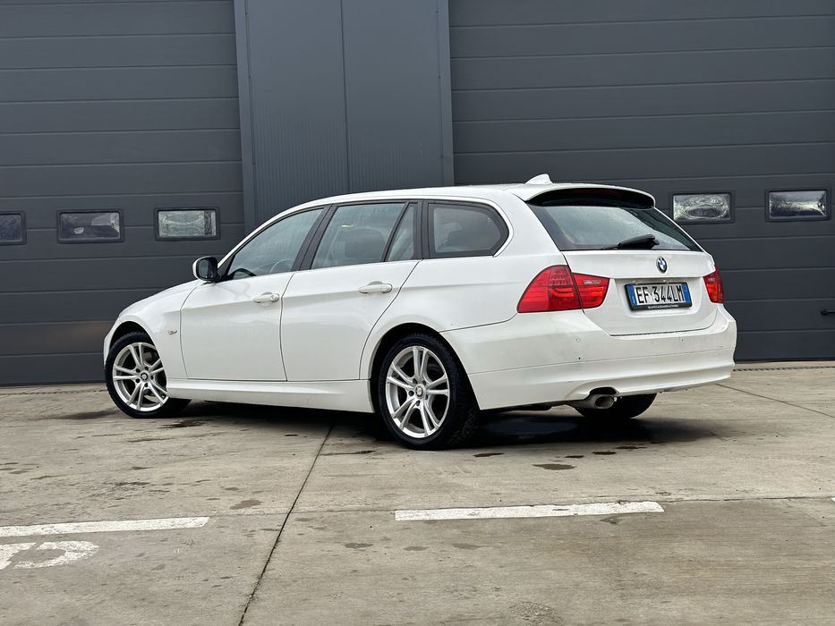 Bmw 318d 2011 automat navi mare