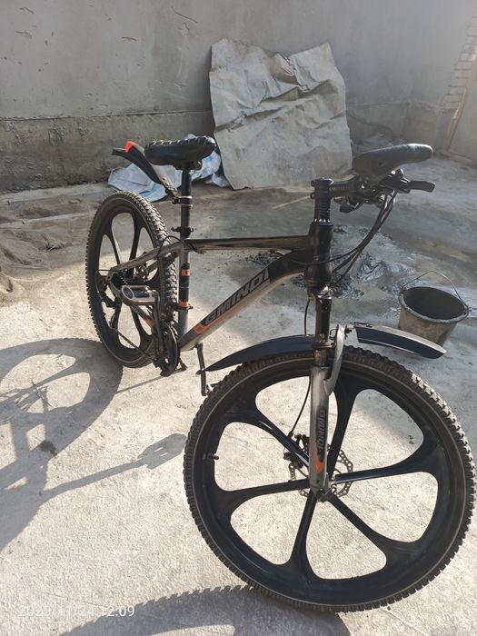 26 lik gmindi velosiped sotiladi