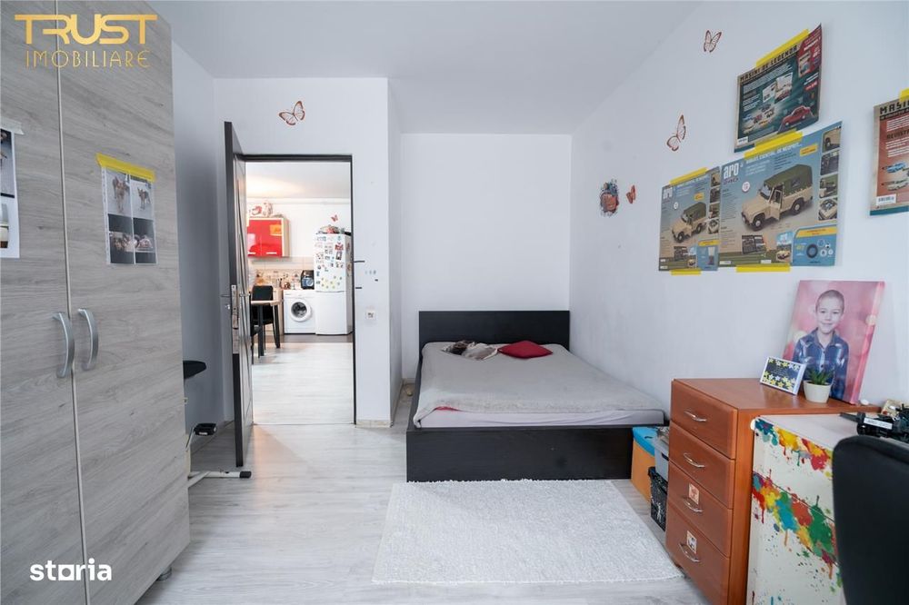 3 camere l Mobilat si utilat l Parcare l Str.Razoare