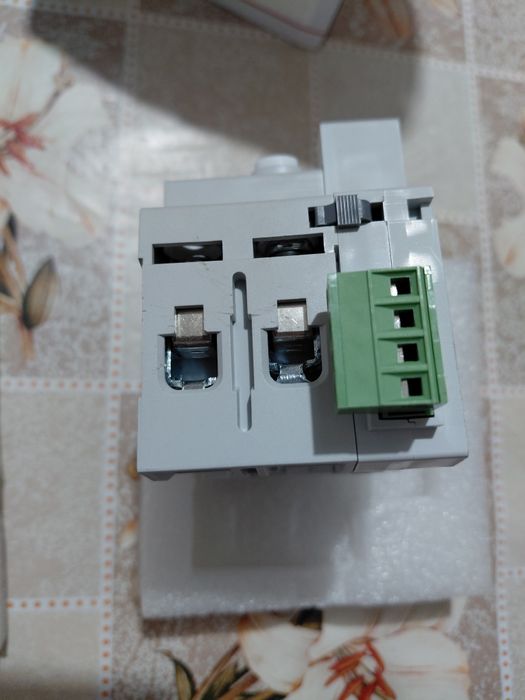 Автоматичен предпазител - със смарт приложение - wifi - 63A