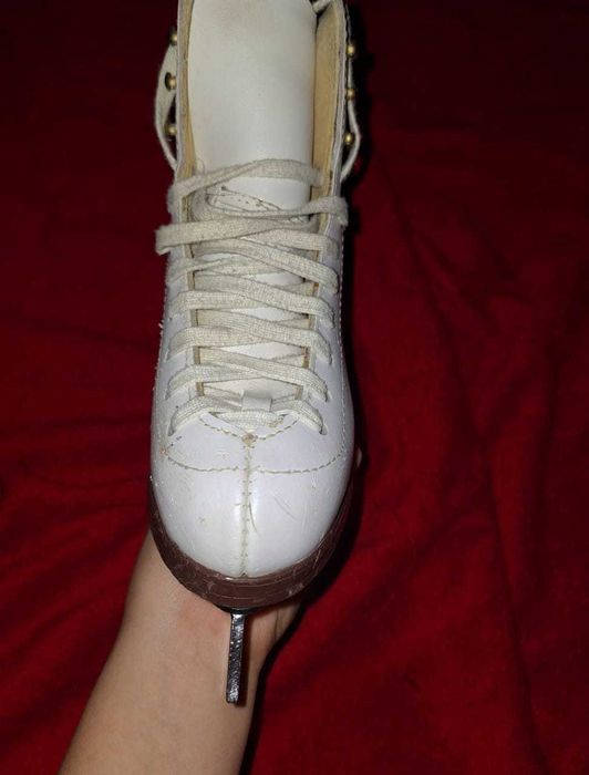 Коньки профессиональные для фигурного катания Gam (для прыжков)