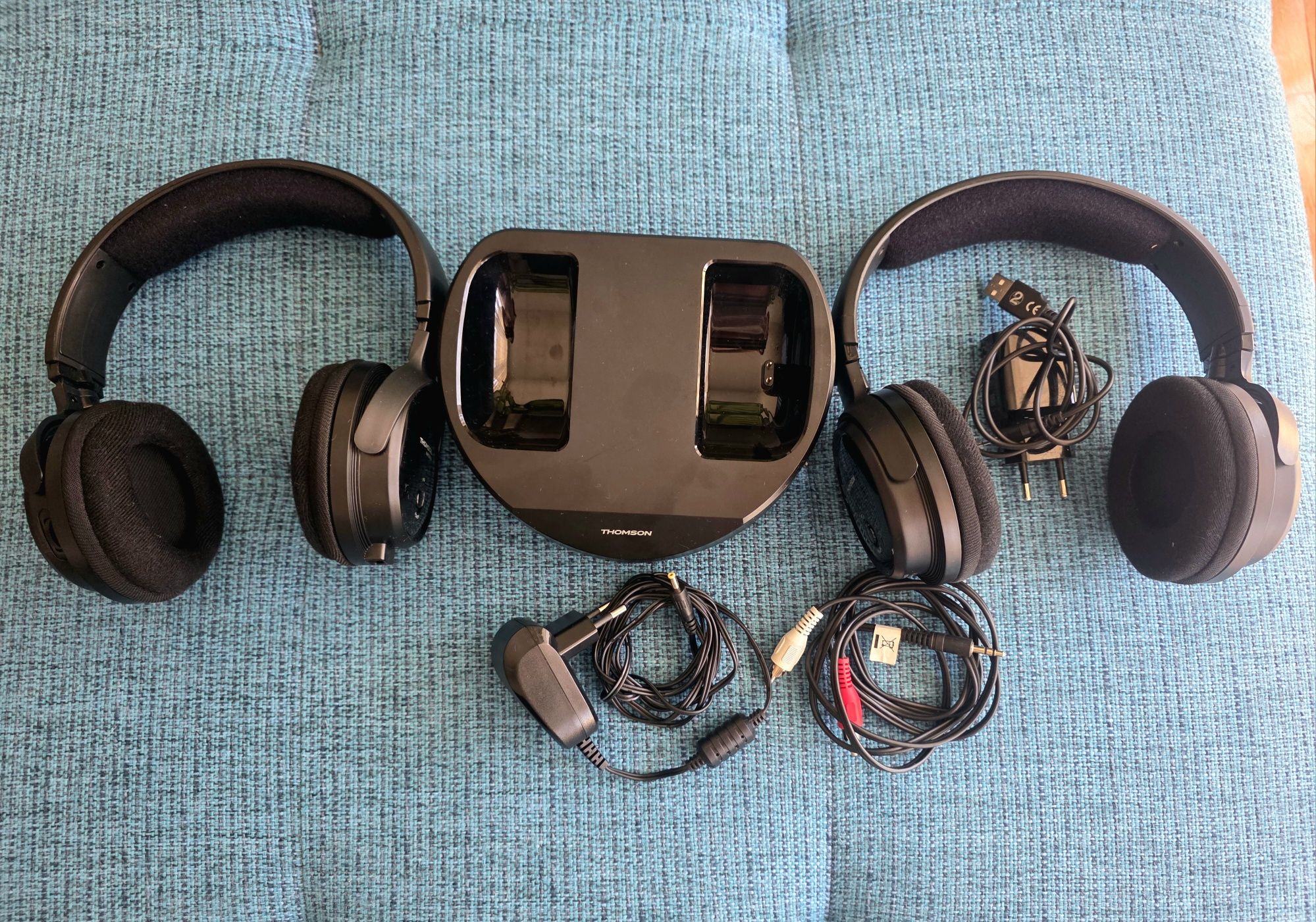 Sistem căști wireless THOMSON WHP3001BK + 2 perechi de căști