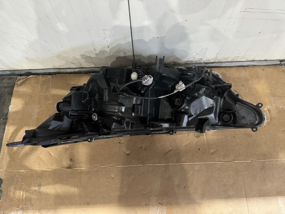 Far dreapta rav4 2019 r full led