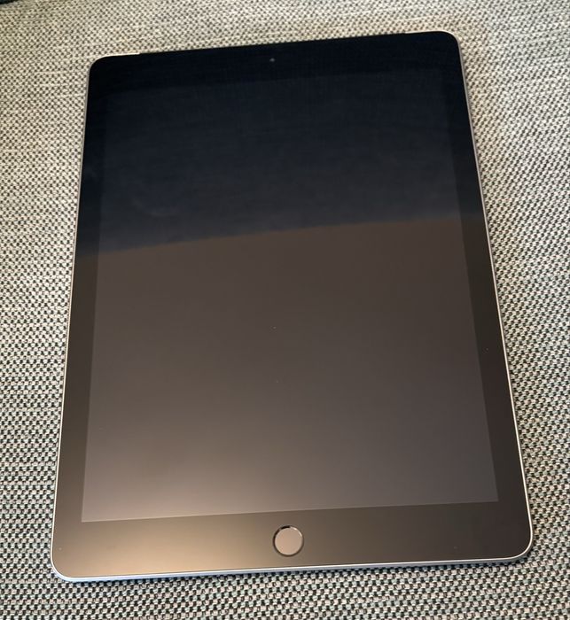 Ipad generatia 6 2018