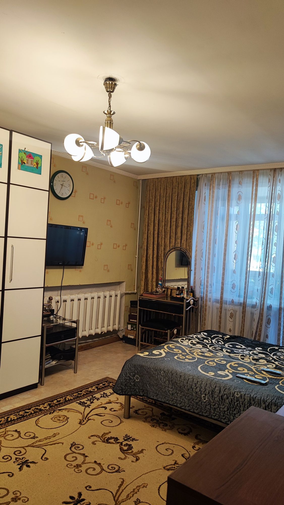 3-комн квартира в "обкомовском" доме