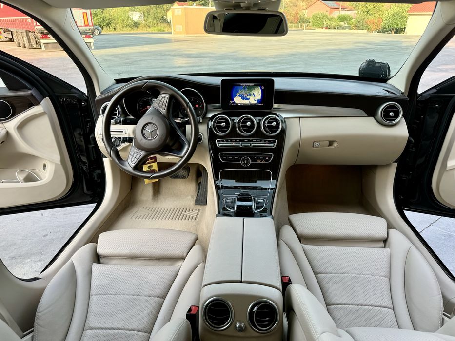 Mercedes-Benz  C Class AMG  9-GTronic
