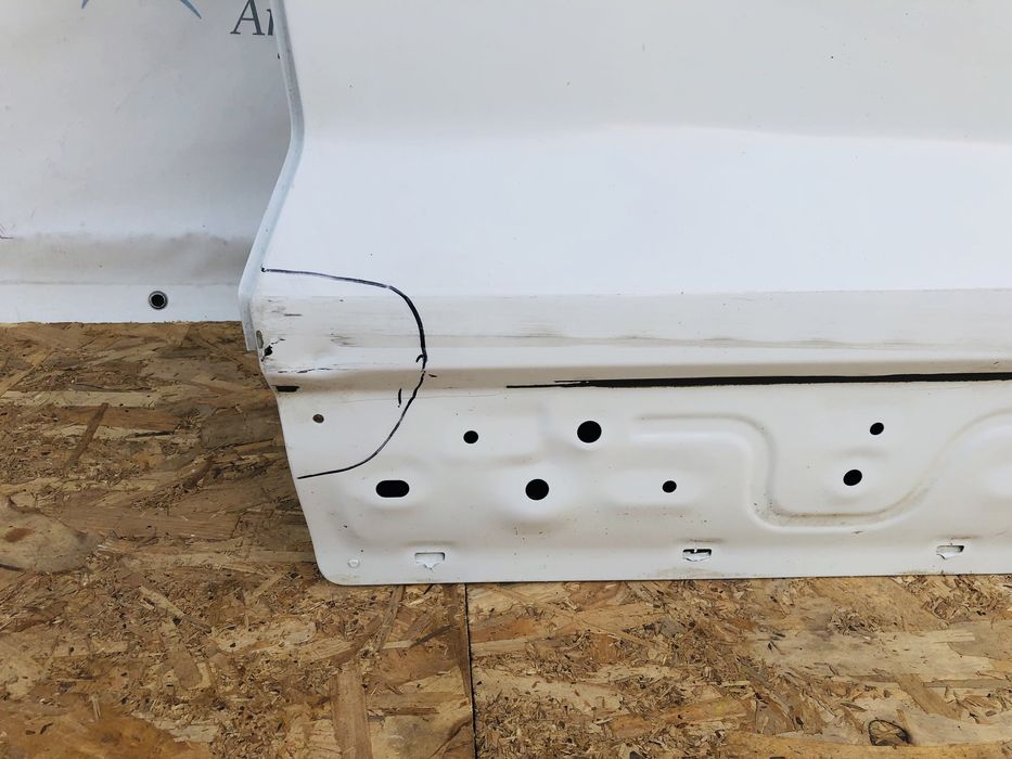 Usa stânga spate VW Touareg CR după 2018