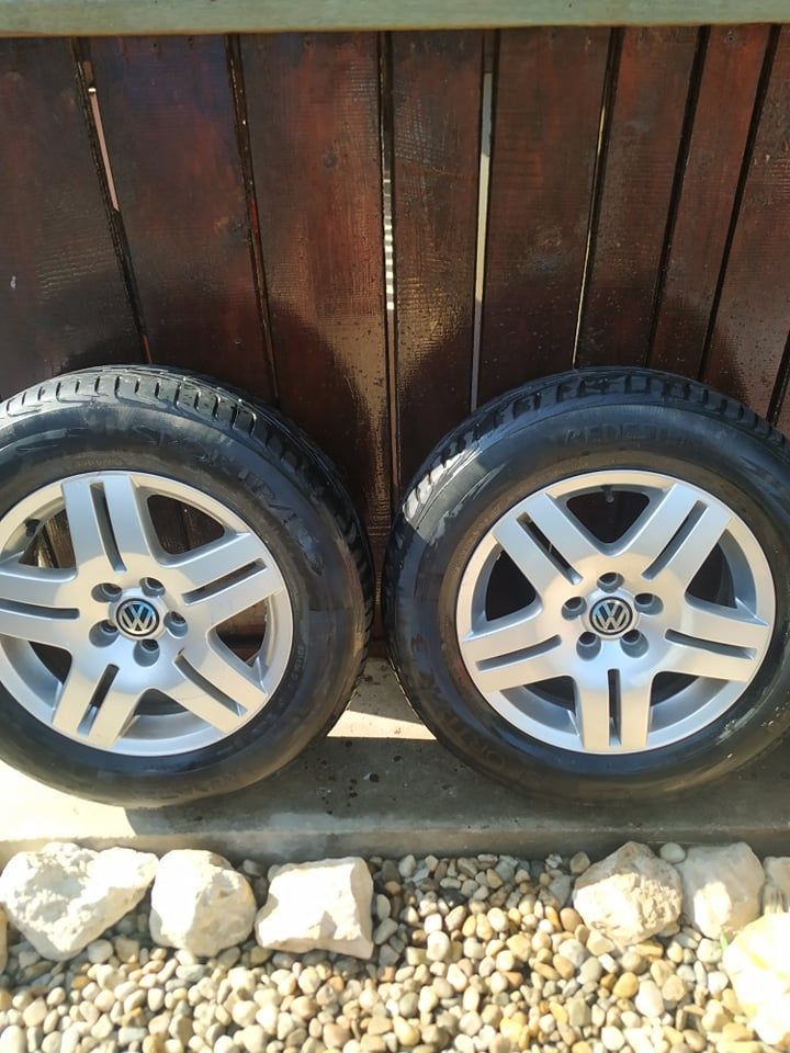 Vând Roți Volkswagen Cu Anvelope VREDESTEIN 195/65 R 15 91V