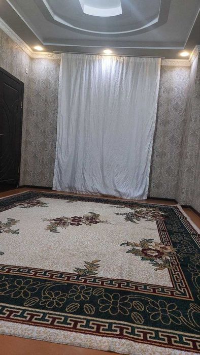 Срочно сдается домик 2 этажа,3 комнаты,недалеко от рынка Кадышева.