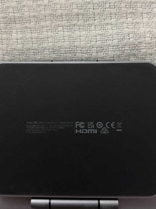 Anker 551 usb-c hub 8 in 1 станд за ipad