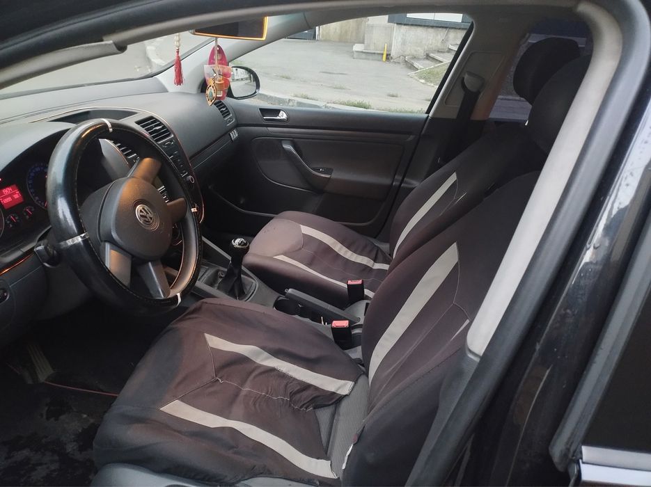 Golf 5 .2004 1.6 FSI