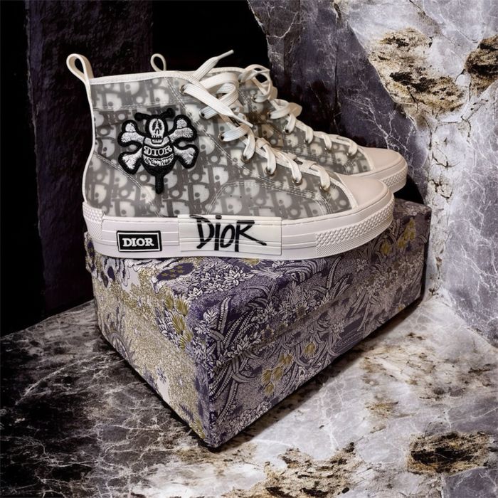 Dior B23 Skull&Crossbones Patch Edition