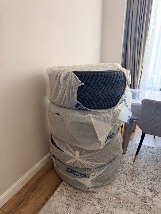 Продам на бмв х 7 балоны