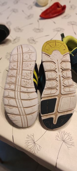 Adidași decatlon new feel Nr 36 doua perechi