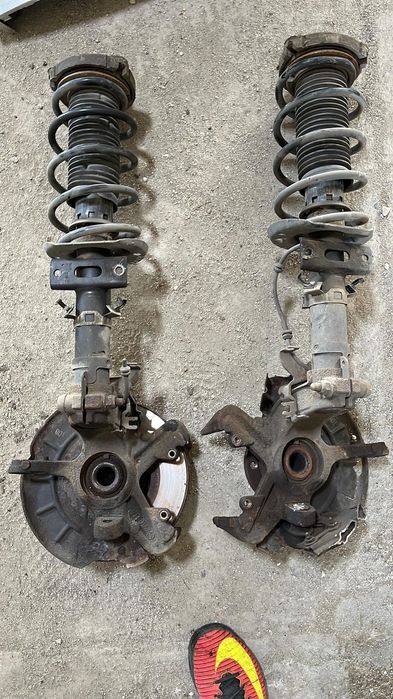 Fuzete / fuzeta fata stânga dreapta Seat Cordoba 1.4 b