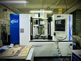 Вертикальный обрабатывающий центр VMC F1055 БУ