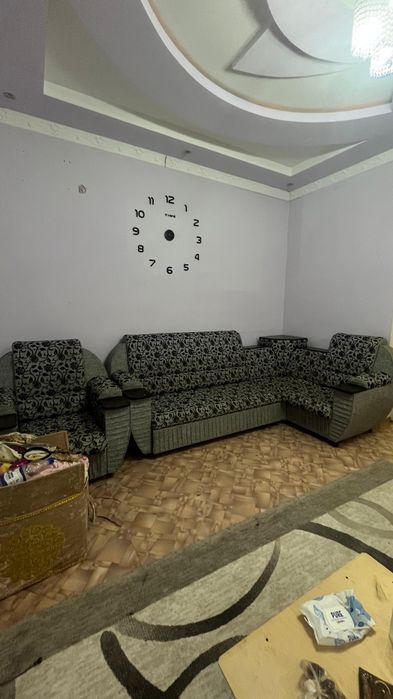 Диван продается угловой