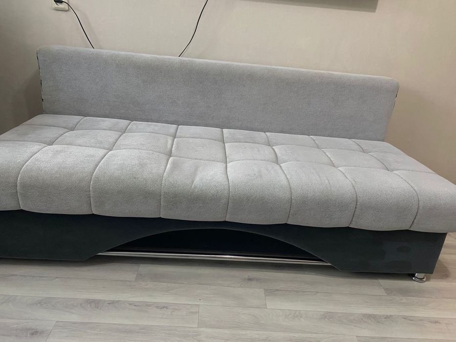 Продам диван в хорошем состоянии