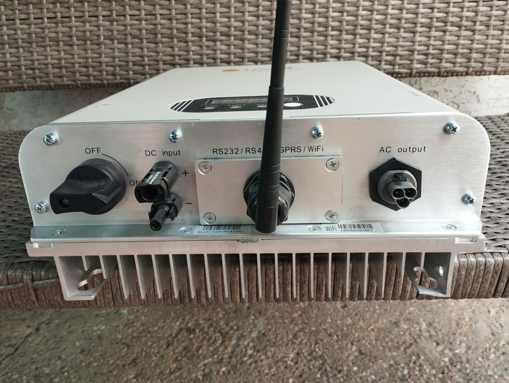 Соларен инвертор Omnik Omniksol 2K-TL 2,3Kw
