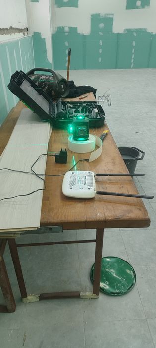 Лазерен нивелир 360