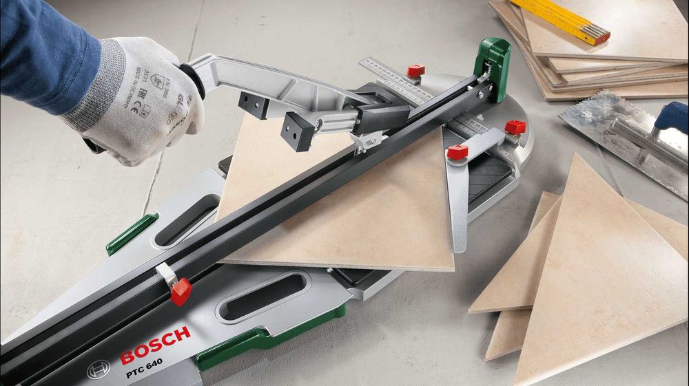 Ръчна машина за рязане на плочки Bosch PTC 640 – ЧИСТО НОВА!