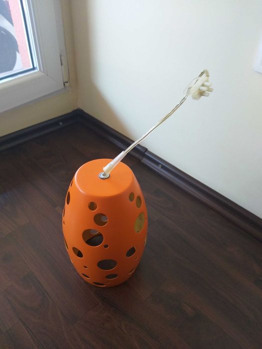 vand   LUSTRA  metalica