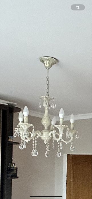 Продам две люстри