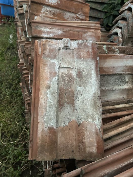 Vand tigla 0,70 lei bucata