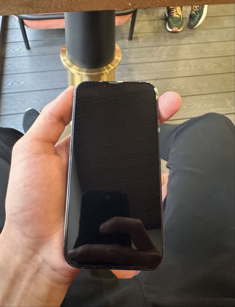 !Phone 13 pro 256gb