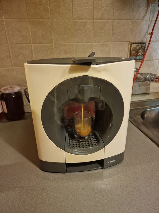 Кафе машина Dolce Gusto за капсули