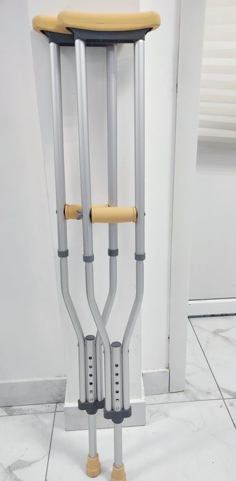 Костыли подмышечные