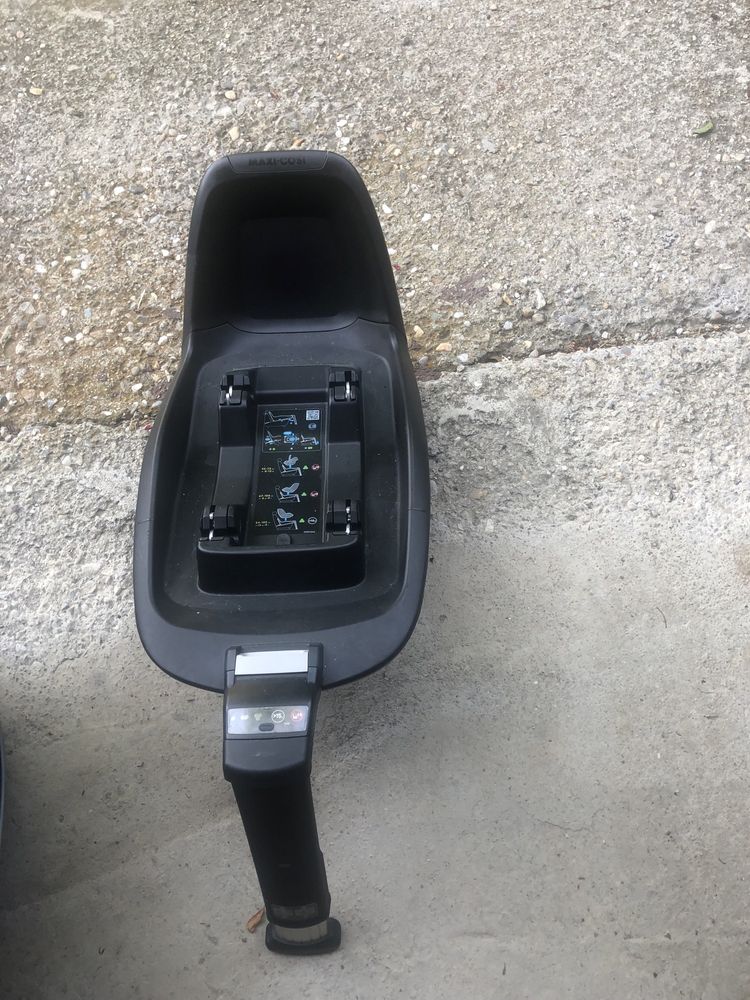 Scaun masina pentru copii Maxi Cosi Pearl 360 foarte putin folosit