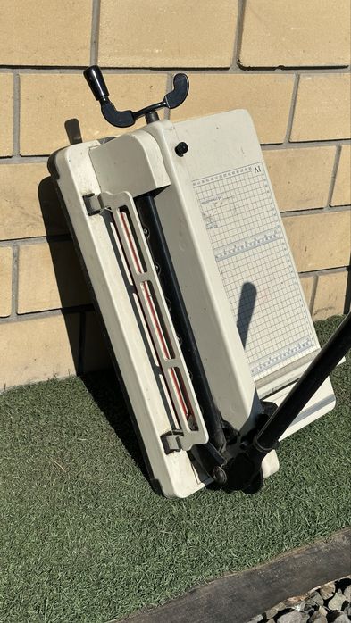 Резак для фото книг гельиотина мощный