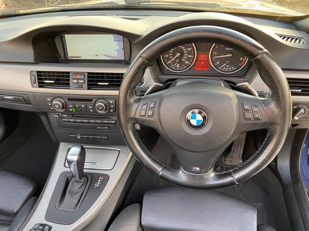 Dezmembrez BMW 330d E93 LCI 57.000 mile, 245cp N57 , style 313