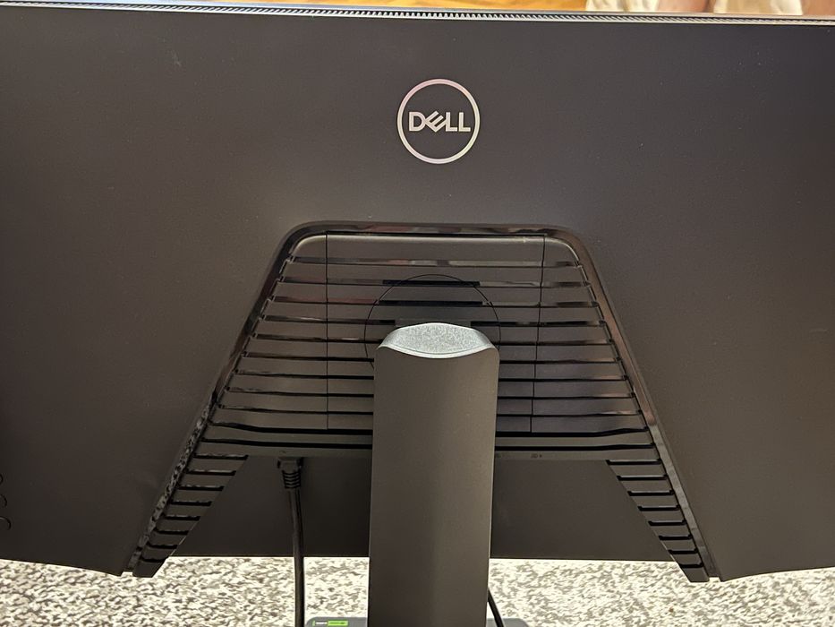 Monitor dell 28 inch 120 hz 4k