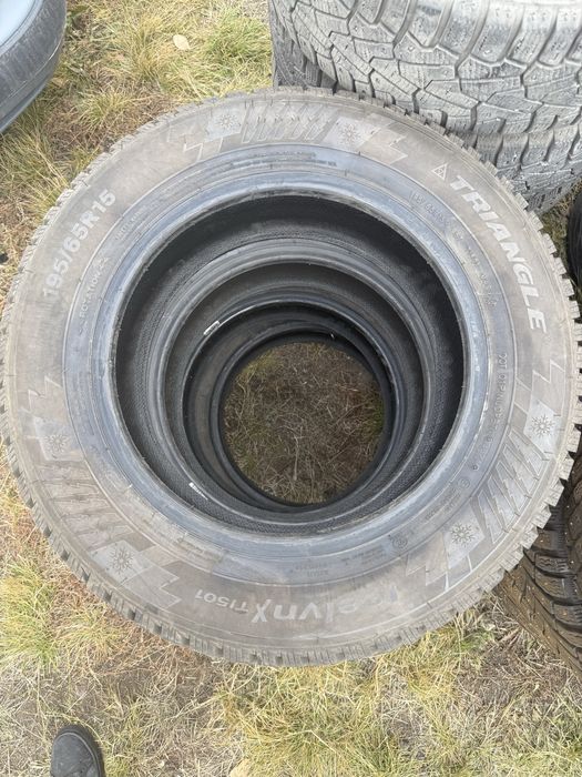 Triangle Ice LinX TI501 195/65 R15 95T с шипами