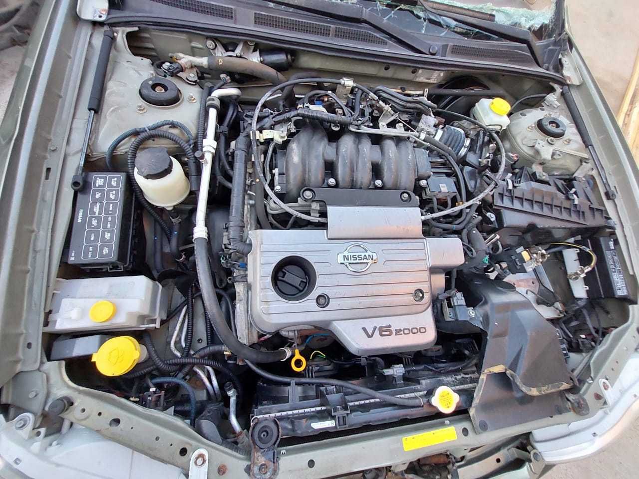 двигатель на nissan maxima  v6 2000