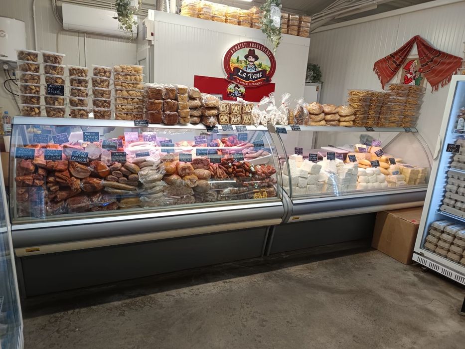 Vittine frigorifice pentru mezeluri si branzeturi