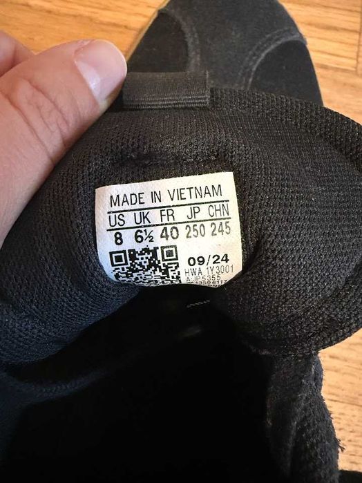Маратонки Adidas женски, 39-40 номер - носени 5 пъти (леко умалени)