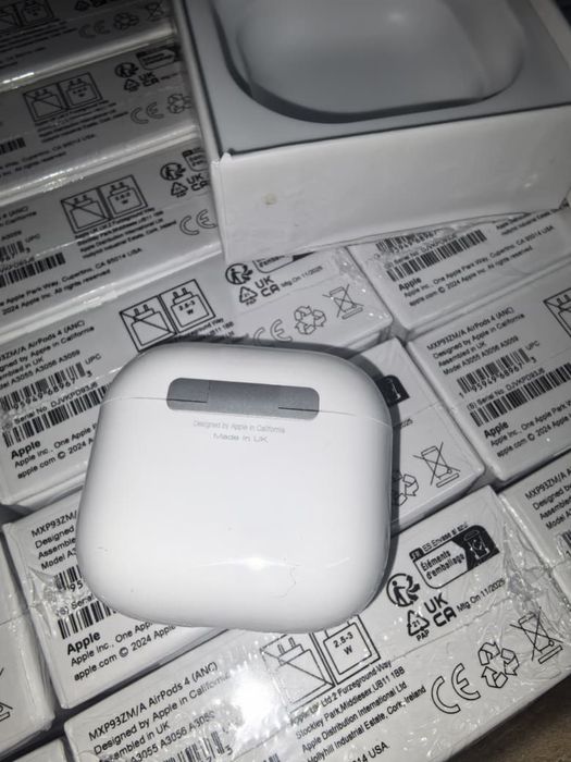 AirPods 4 Sigilate , Calitate Premium
