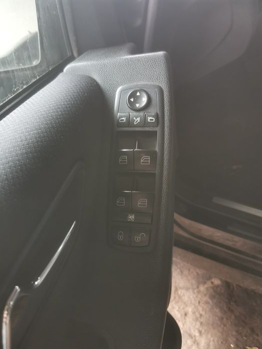 Mercedes B-klasa 2.0/140cdi на части