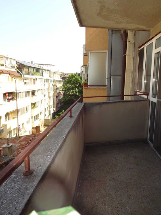 Дава се под наем Двустаен апартамент в Варна, Левски - 70 кв.м за 306 € - Снимка #8