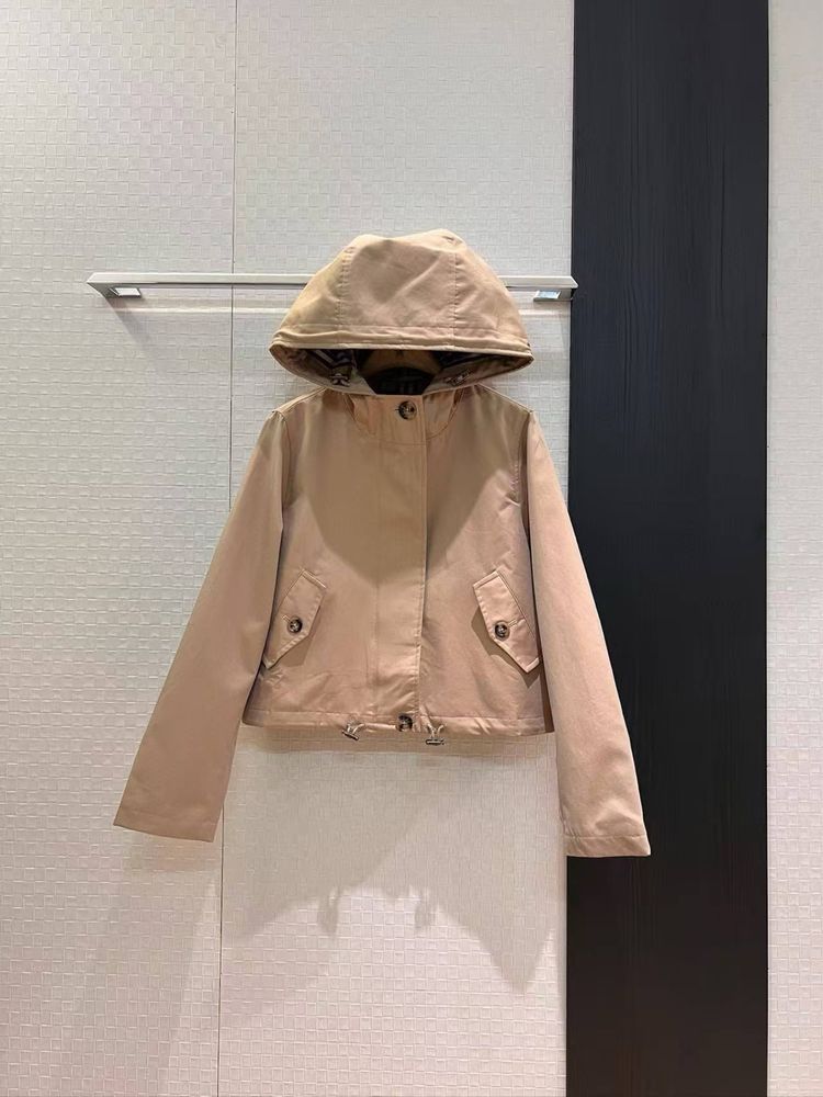 Яке burberry, Alessa, Djofra, Nicole Collection