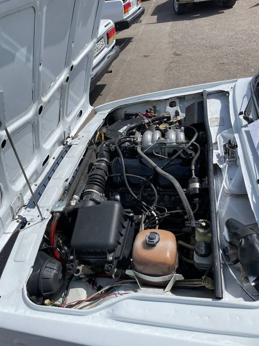 Vaz 2107 sotiladi