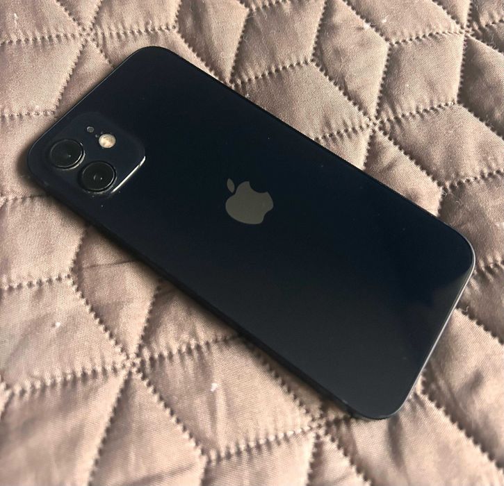 iPhone 12 black - ca nou ! Liber de retea !